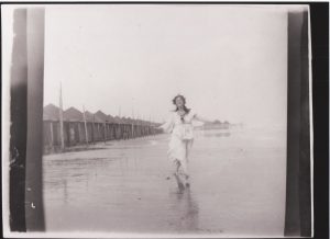 12 Isadora  am Strand von Venedig  CofDTK