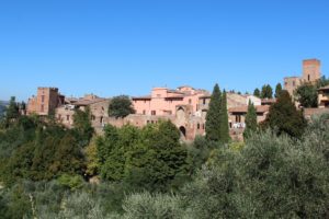 02) Certaldo Alto – panoramica con Casa Boccaccio – ridotta