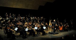 Concerto di Capodanno al Goldoni_L Sbaffi direttore (Foto5 Bizzi_Archivio Goldoni)